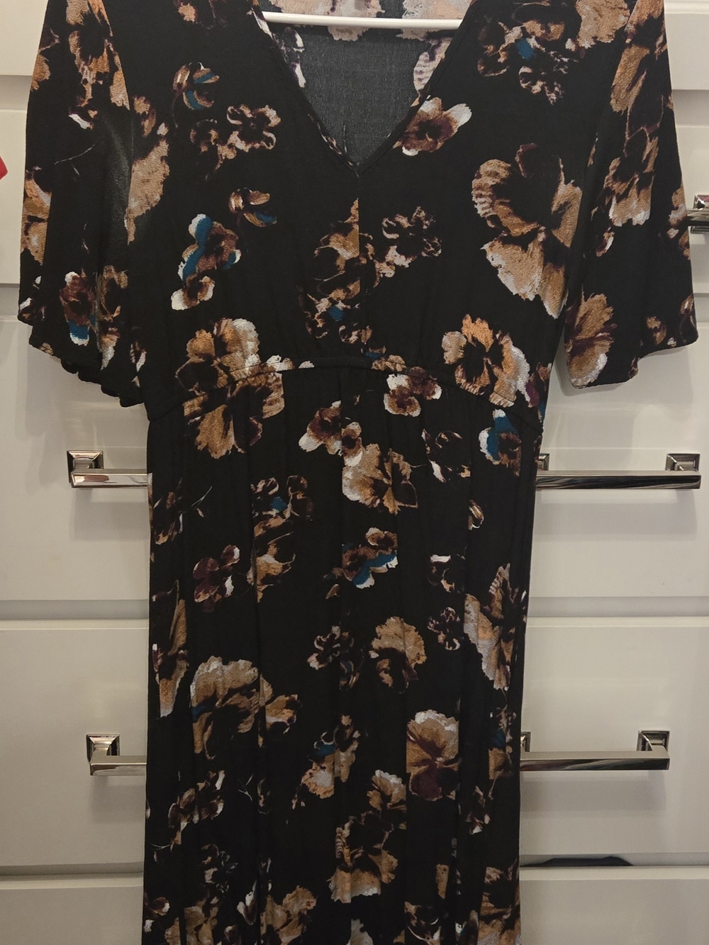 Black Swan Women's Black Floral V-Neck Dress